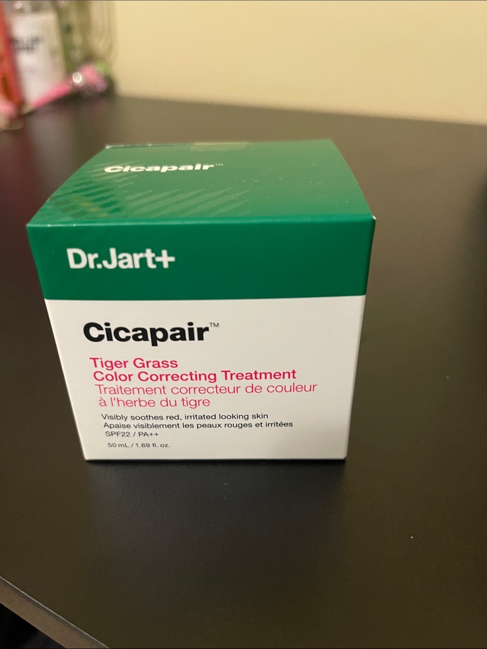 Dr. Jart+ Cicapair Tiger Grass Color Correcting Treatment - Green